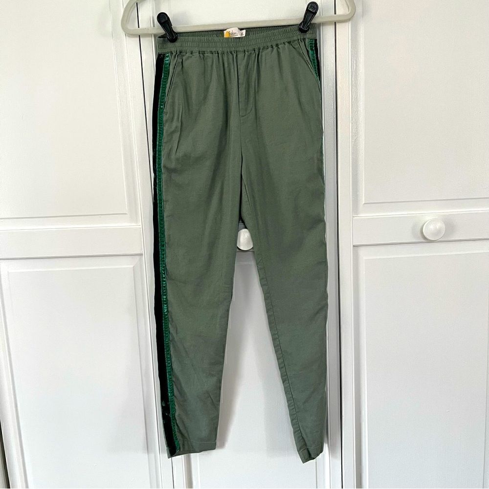 Boden Girls Tuxedo Stripe Olive Army Green Soft Pull On Pants Size 11 - Picture 4 of 9